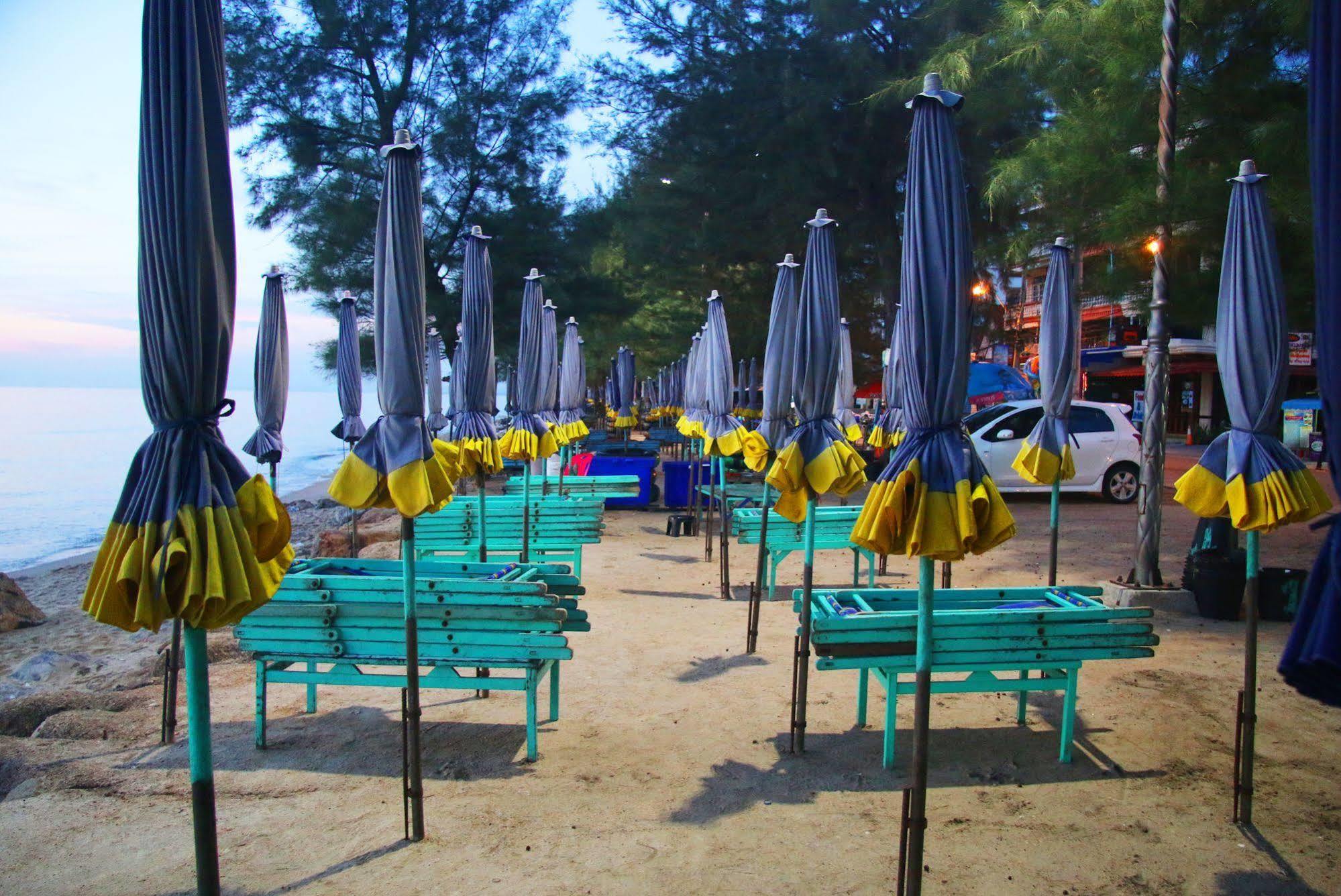 The Beach Cha Am Guest House Cha-Am Buitenkant foto